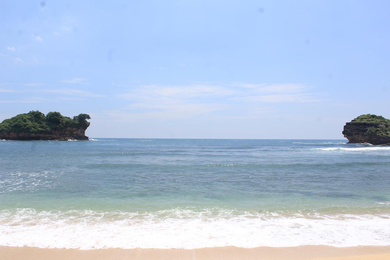 Harry'S Ocean House Watukarung Homestay Kalak Dış mekan fotoğraf